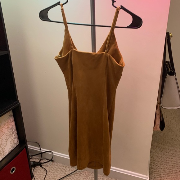 Body con dress - Picture 4 of 6